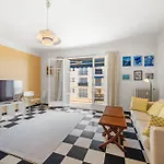 Apartment Sunny With Balcony