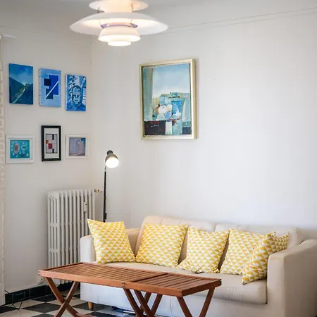 Sunny With Balcony Appartement Menton