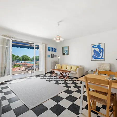 Appartement Sunny With Balcony *