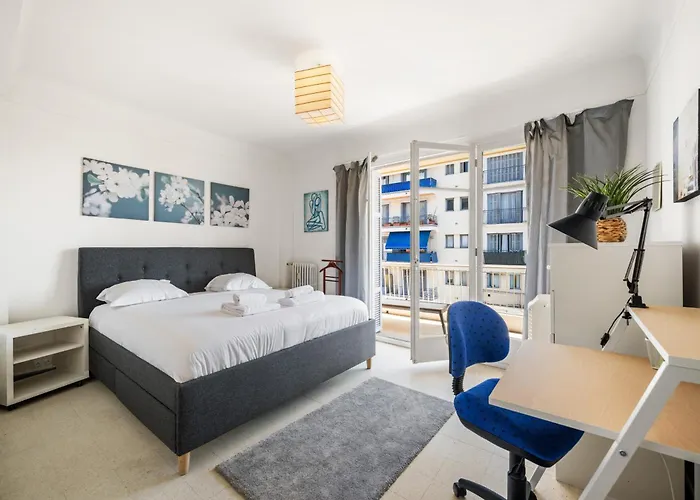 Apartment Sunny With Balcony Menton