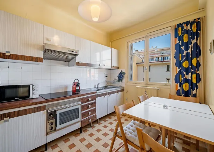 Apartment Sunny With Balcony Menton