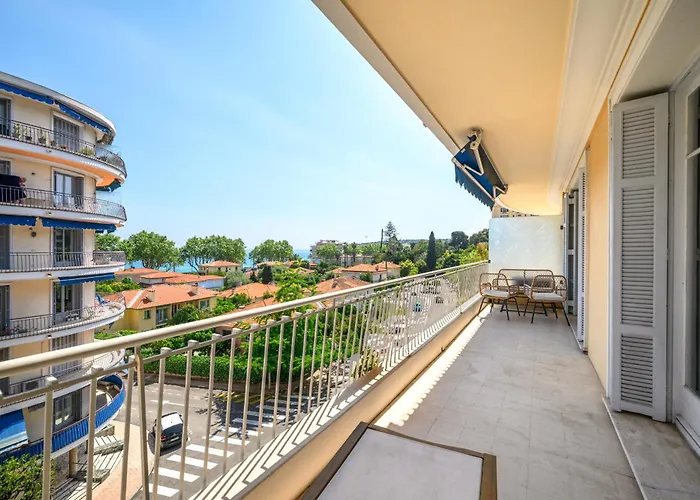 Apartment Sunny With Balcony *