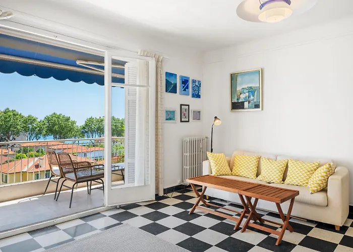 Sunny With Balcony *